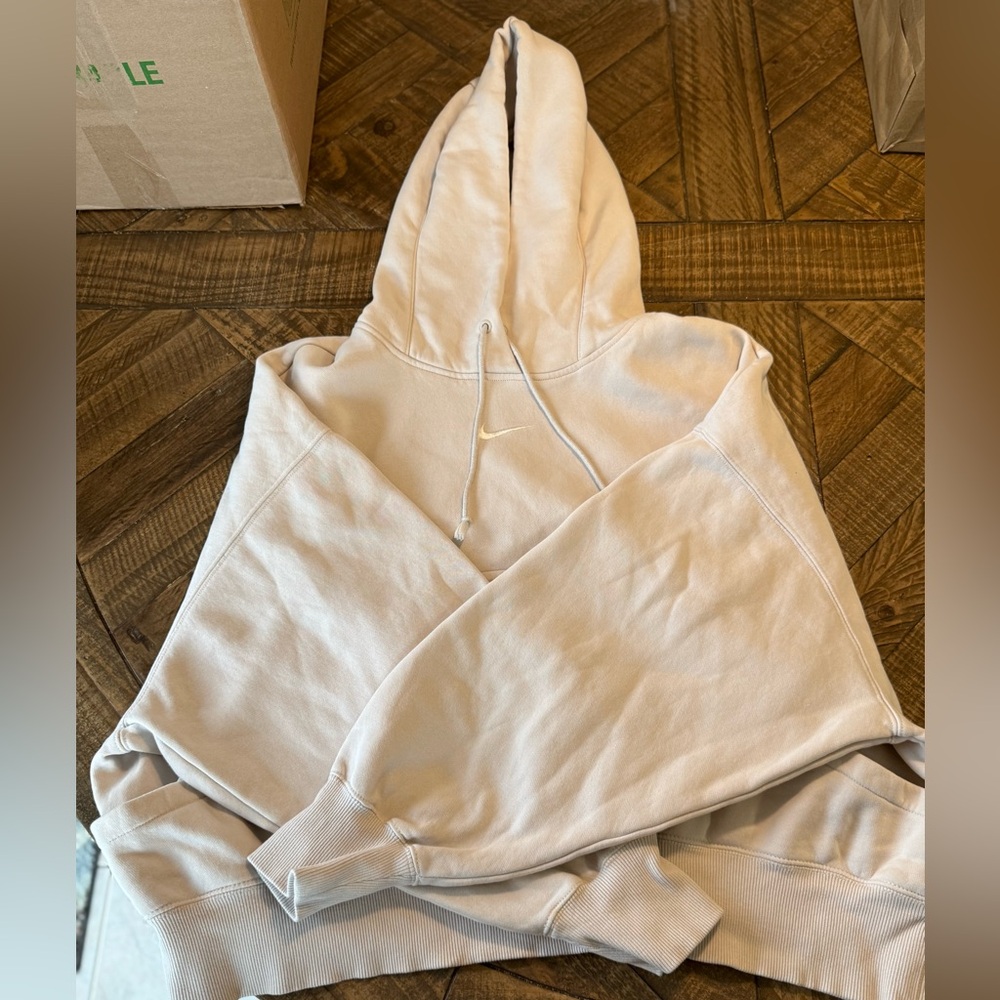 Nike Phoenix Fleece super oversized hoodie in cream, sz med EUC!! - Picture 4 of 6